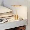 Beacon Lighting Beacon Lampe de table LED Smith bronze métal Port USB