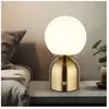 Globo Lampe de table LED rechargeable Julsy, couleur laiton, hauteur 2...