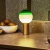 Lampe de table MARSET Dipping Light, hauteur 22 cm, vert/laiton