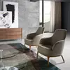Angel Cerda Fauteuil simili cuir et pieds en bois