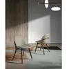 Chaise en croûte de cuir avec pieds en bois Angel Cerdà 50x59x79 cm