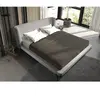 Angel Cerda Lit en tissu gris clair et simili cuir gris foncé