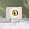 Lampe design en métal blanc