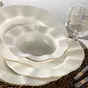 Service De Table En Porcelaine Gold 18 Pièces