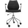 Chaise noire à roulettes avec accoudoirs Maui Soft Trevira - Kartell