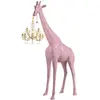 QEEBOO lampadaire GIRAFFE IN LOVE M (Rose - Polyéthylène)