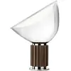 Lampe de table design en métal bronze Taccia - Flos