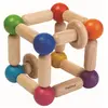 Plan Toys VIERKANTE RAMMELAAR - HOCHET CUBE