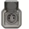 LEGRAND Prise de courant avec volet plexo complet encastre avec griffes - gris