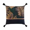 Douceur d'Intérieur Coussin Déco Imprimé "folidor" 45x45cm Noir & Or - Paris Prix