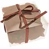 Boite pvc 100 Pétales de rose synthétiques, Chocolat