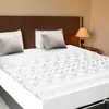 IDMARKET ID MARKET - Surmatelas mousse mémoire de forme 10 zones 140X190 cm