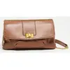 Abaco Paris - Sac bandoulière en Cuir de Vachette Zig camel  - 27x17x5...