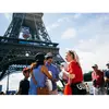 - Coffret Cadeau Un accès de 2h au sommet de la Tour Eiffel et une cro...