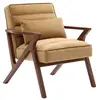 SWEEEK Fauteuil scandinave bois d'hévéa et velours camel