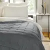Toison d'Or Couvre-Lit en microfibre matelassée (240x260 cm - Ardoise)