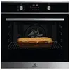 Electrolux Four encastrable pyrolyse eof6p76x, série 600, surroundcook, 72 litres