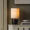 Lampe de table Florian de Globen Lighting, blanche/noire, hauteur 39 c...