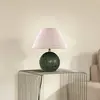 Lampe de table Castello de Globen Lighting, vert/beige, hauteur 28 cm