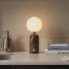 Lampe à poser rechargeable Torrano de Globen Lighting, marbre brun