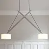 Serien Lighting Suspension LED Twin qui fait le grand écart