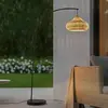 Lucande Lampadaire d'extérieur Taniola, beige, rotin, 195 cm, IP44