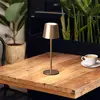 Easy Lampe de table à accu Roxi café
