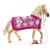 SCHLEICH - Figurine 42431 La creation de mode dHorse Club Sofia