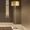 Hufnagel Lampadaire Alea Loop recouvert à la feuille d'or