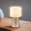 Lampe de table, verre, ambre, brunâtre, interrupteur à cordon, H 29 cm