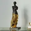 Kare Design Statuette femme antique en polyrésine noire et dorée