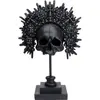 Statuette crâne couronne noir Kare Design