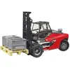 Chariot élévateur Linde HT160D avec palette et caisse - Bruder