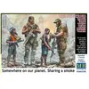 Somewhere On Our Planet. Sharing A Smoke - 1:35e - Master Box Ltd.