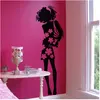 Sticker Femme avec robe fleurie