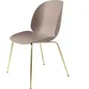 Chaise rose clair piétement laiton Beetle - Gubi