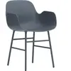 Chaise avec accoudoirs en acier et pp bleu Form - Normann Copenhagen