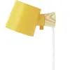 Applique avec prise en métal jaune Rise - Normann Copenhagen