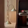 Lampe à poser LED rechargeable FRANDSEN Grasp, gris sable, hauteur 47 ...