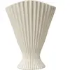ferm LIVING Vase Fountain, blanc, hauteur 30,5 cm, céramique