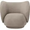 Fauteuil lounge sable bouclé Rico - Ferm Living