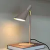 Dyberg Larsen lampe de table DL12, beige, hauteur 39,5 cm, métal