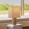Audo Copenhagen Lampe de table Audo Nonna, couleur travertin/sable, ha...
