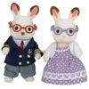 Epoch D'enfance Figurines Grands parents Lapin chocolat Sylvanian Modèle aléatoire