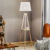 TK Lighting Lampadaire Vaio trépied en bois, abat-jour blanc