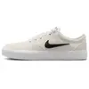 Chaussure Nike Charge Suede pour femme - Blanc 40 IM4399-101