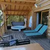 Cabane sur Pilotis avec Jacuzzi Privatif près d'Aurillac