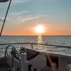 Promenade en Catamaran au Coucher de Soleil à La Rochelle
