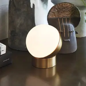 Beacon Lighting Beacon Lampe à poser Mikoh, métal laiton antique, verr... pas cher