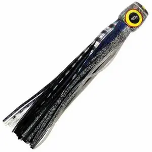 Black Magic Leurre Souple Maggot Xt Flying Fish Rigged